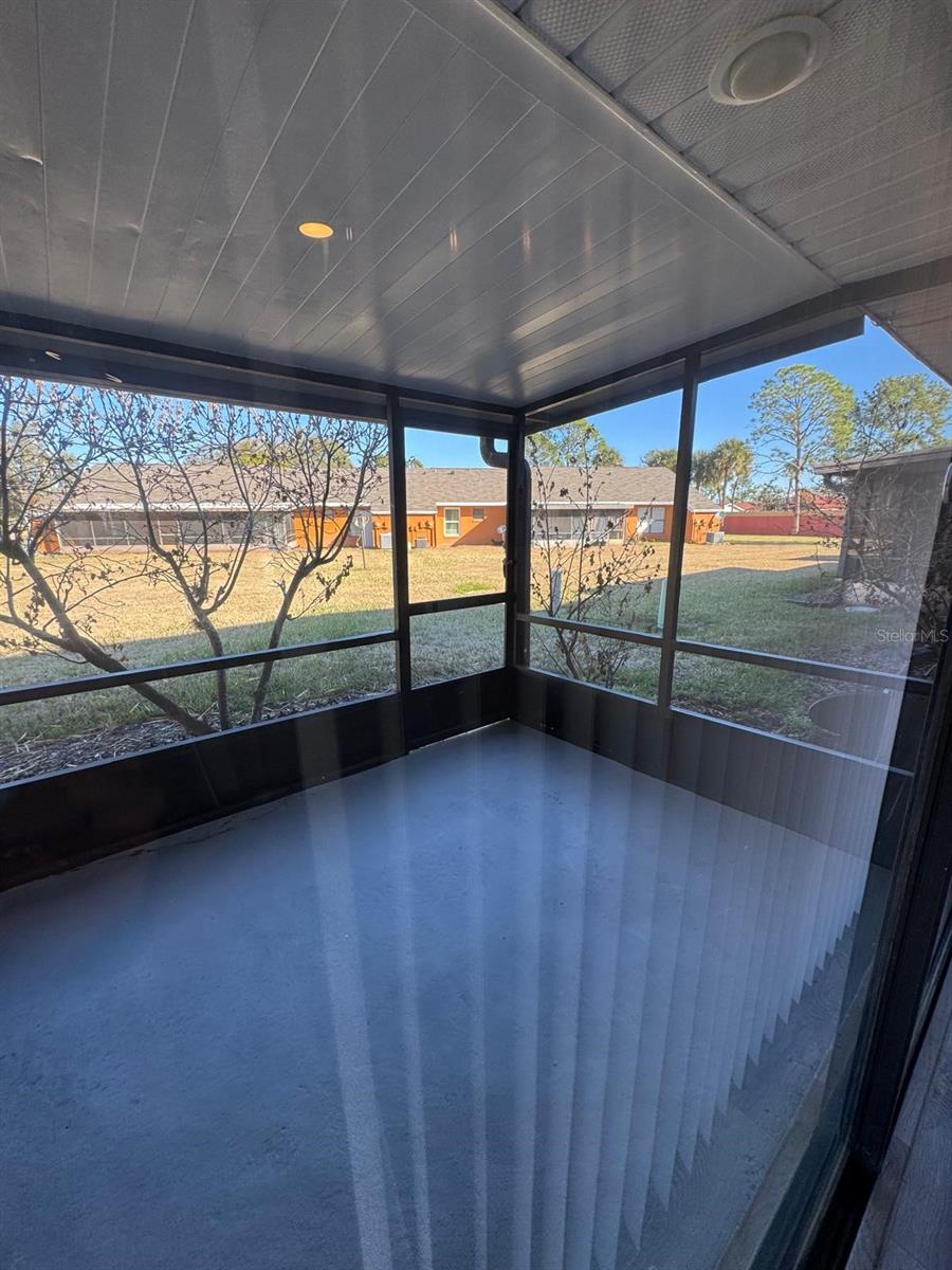 65 SILVER FALLS CIRCLE