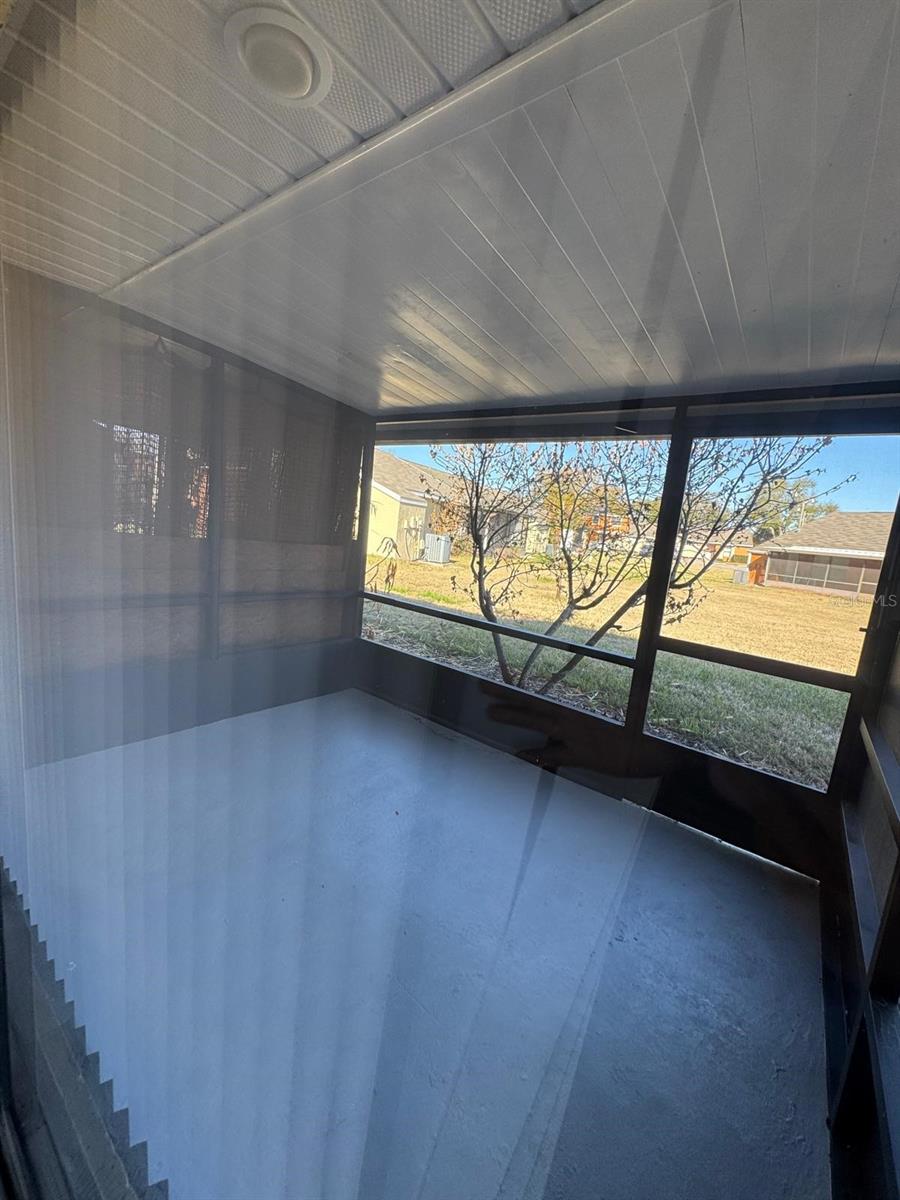 65 SILVER FALLS CIRCLE