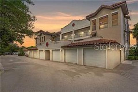 7842 HOLIDAY ISLE DRIVE 102 BELLE ISLE FL 32812