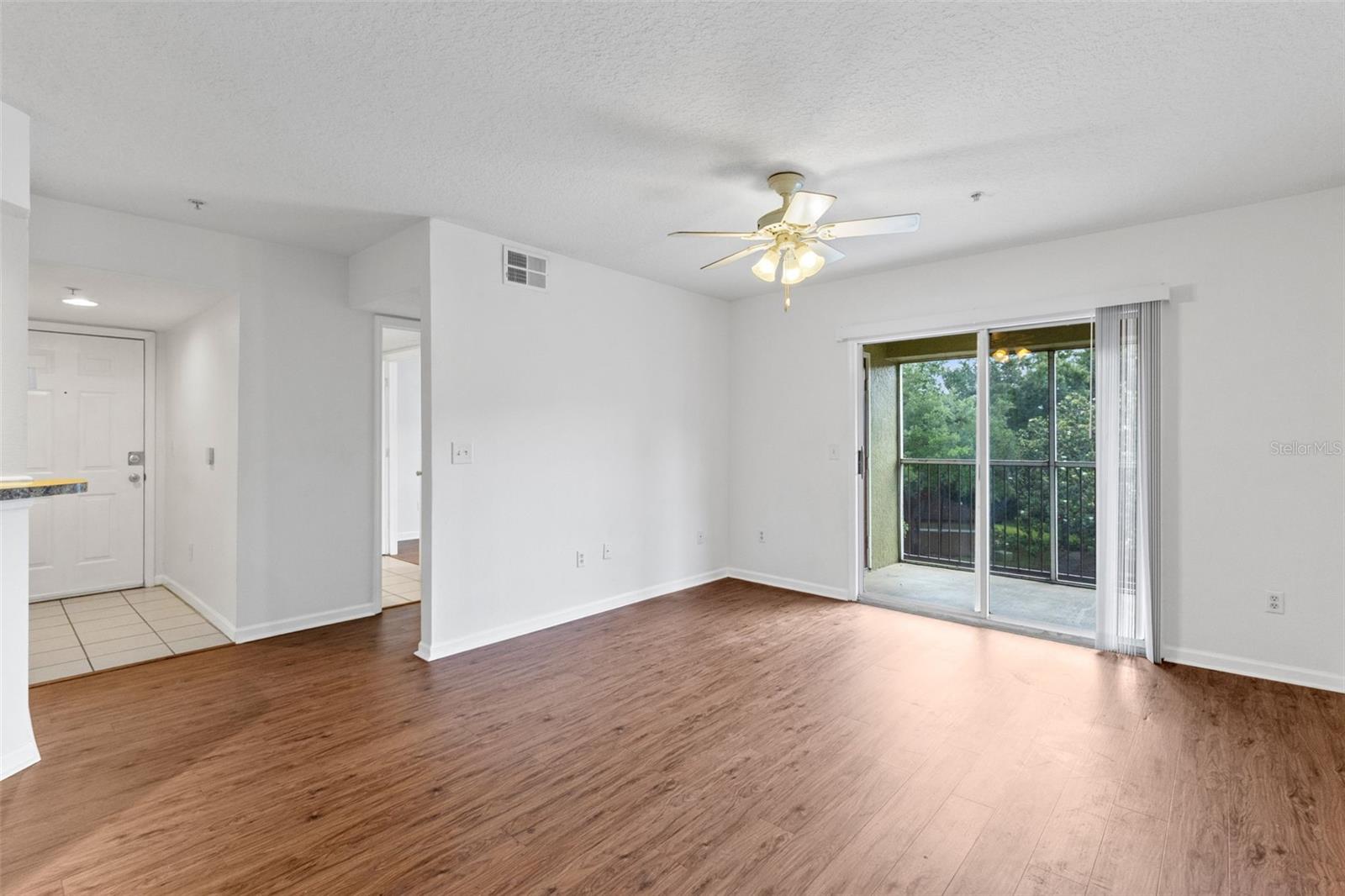 CREST/WATERFORD LAKES - Residential