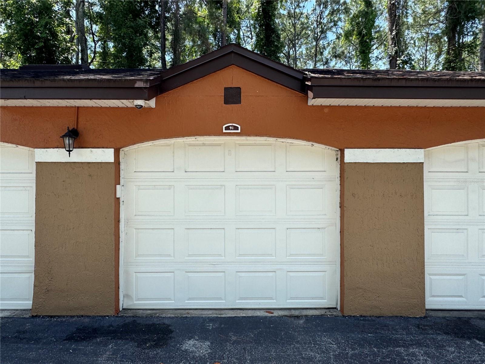 CREST/WATERFORD LAKES - Residential