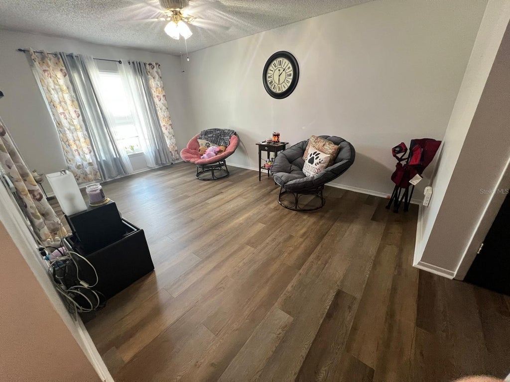 Photo of 1105 Tivoli Drive, Deltona, FL 32725 (MLS # O6422381)