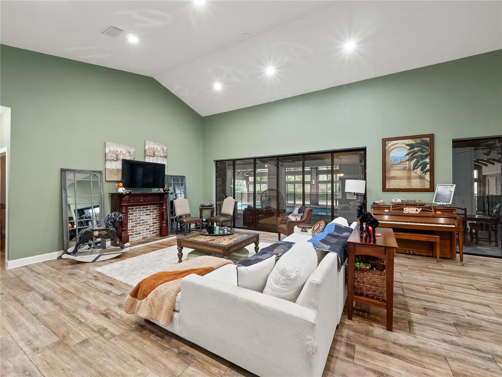 WINGFIELD RESERVE PH 2 - Residential