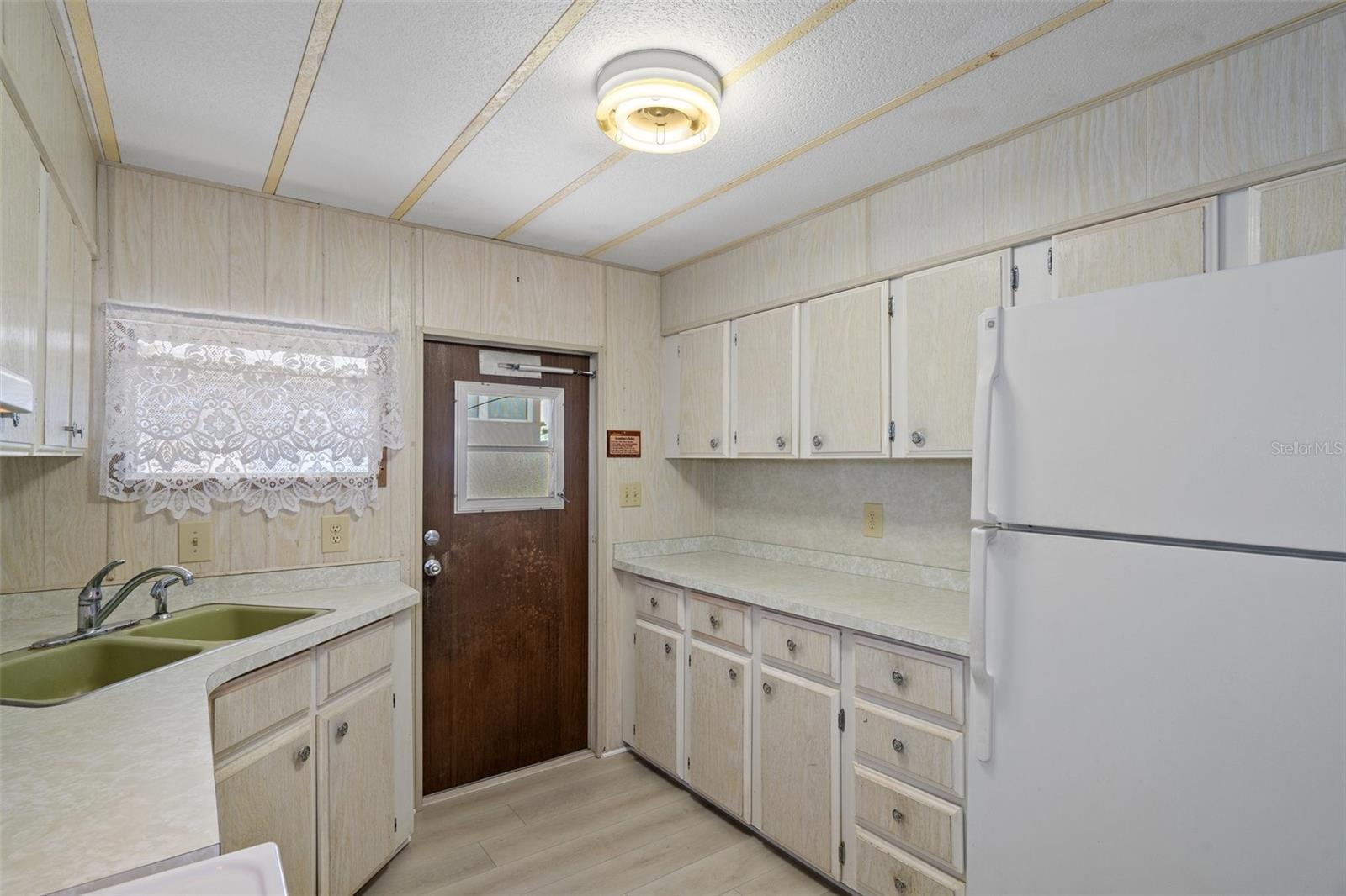 HIGH POINT MH SUB - Residential