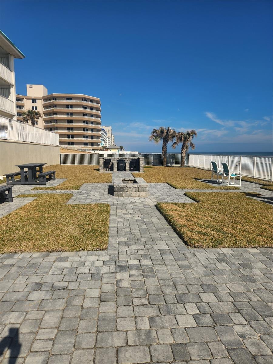 CURRAN SHORES SOUTH - Residential