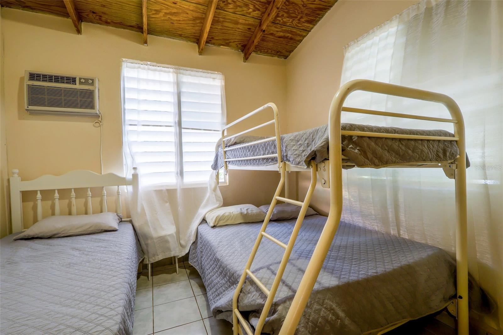 AIBONITO BELTRAN - Residential