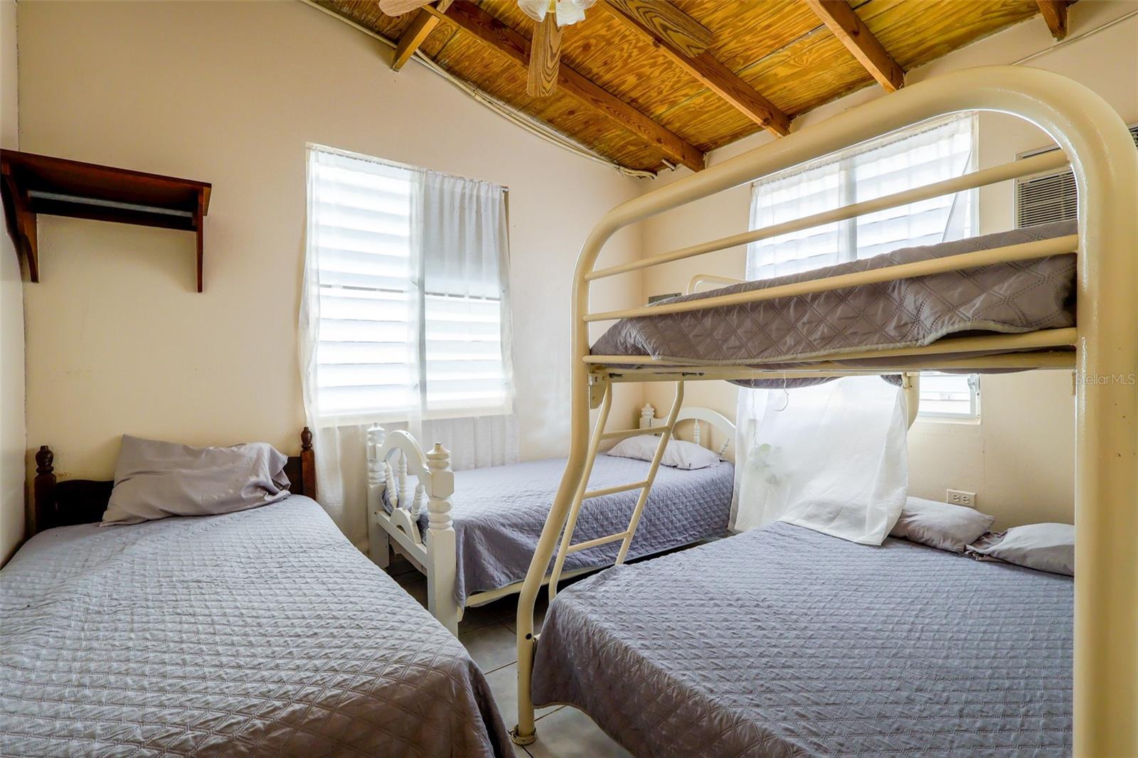 AIBONITO BELTRAN - Residential