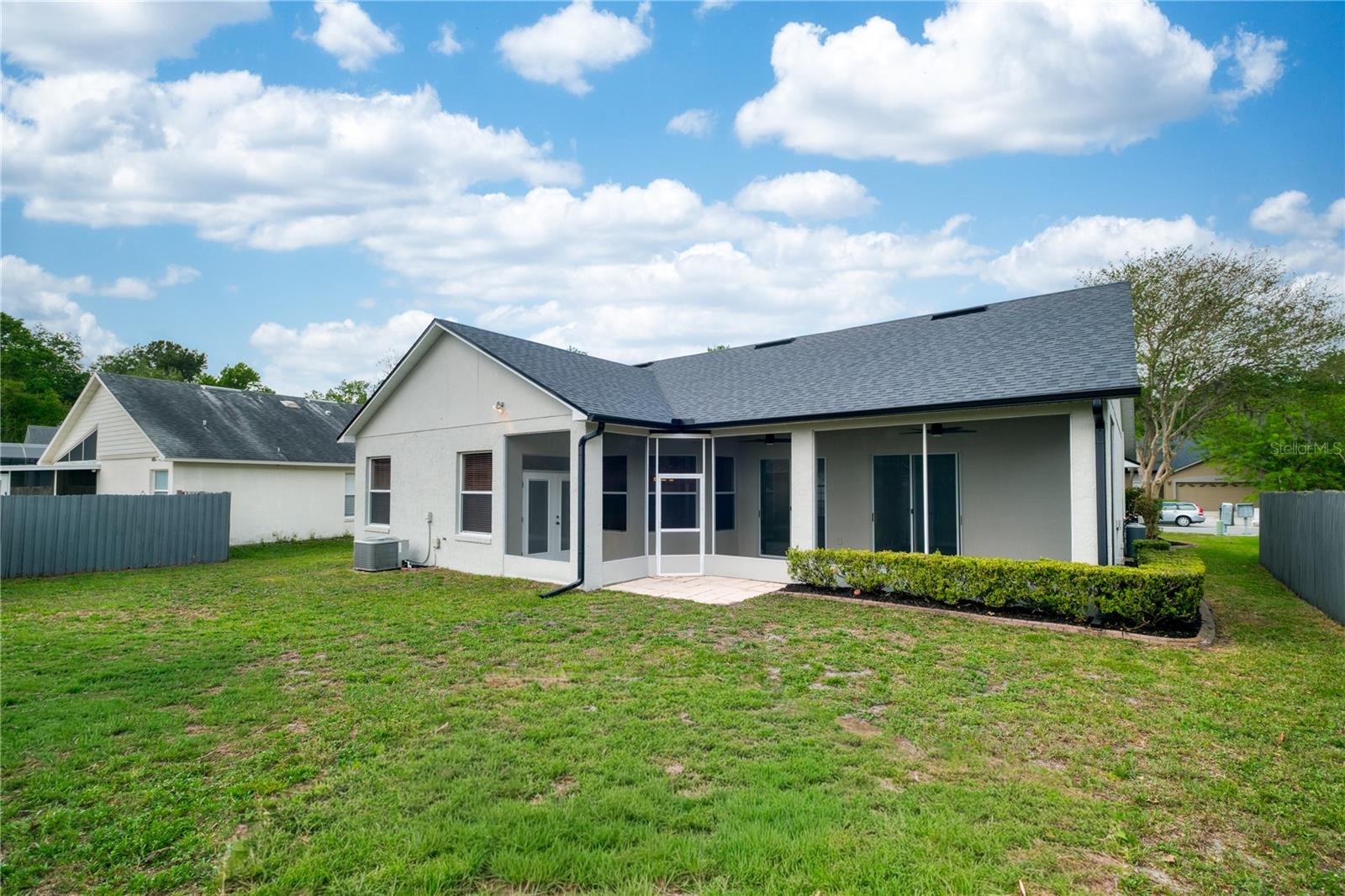 RIVERSIDE AT TWIN RIVERS UN 2 - Residential