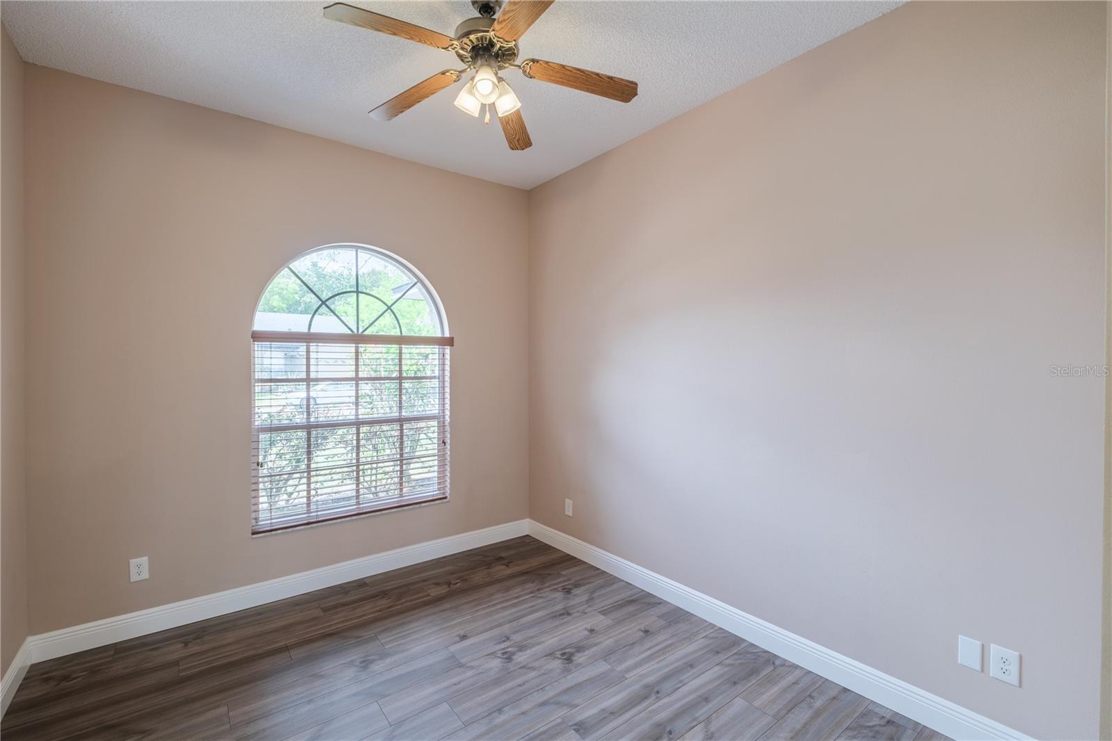 2371 PINEBROOK COURT