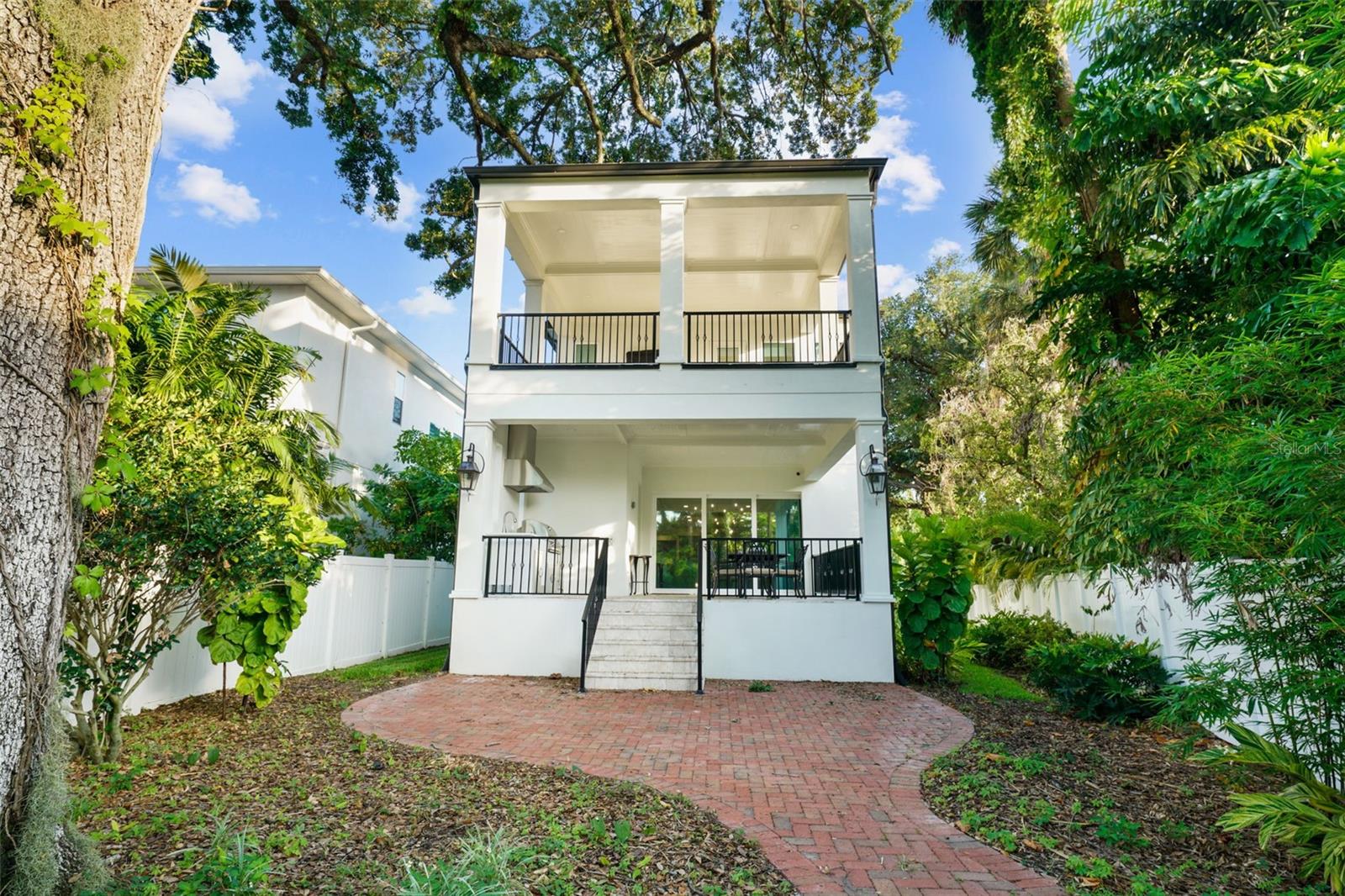 BEACH PARK - Residential