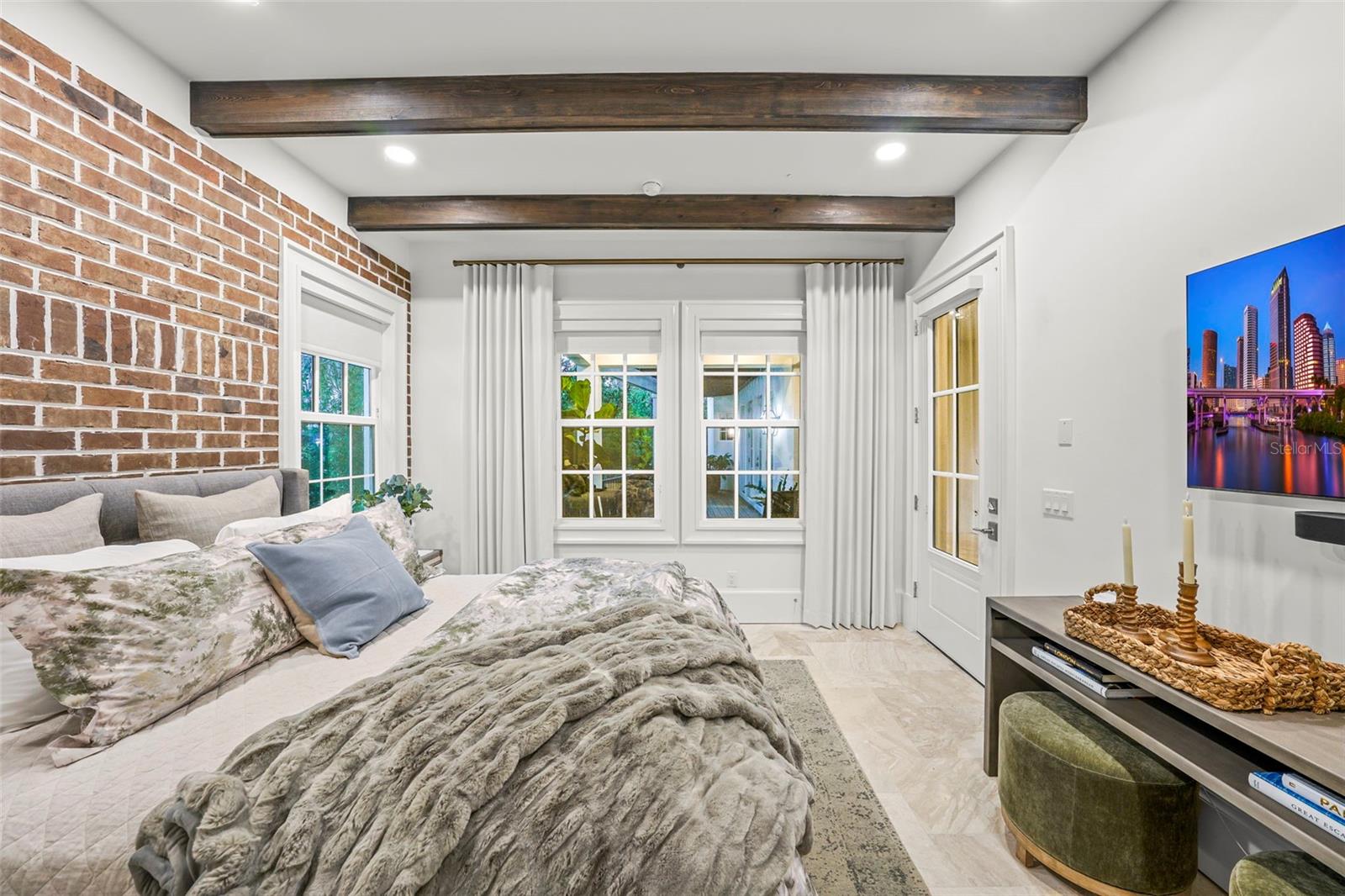 BEACH PARK - Residential