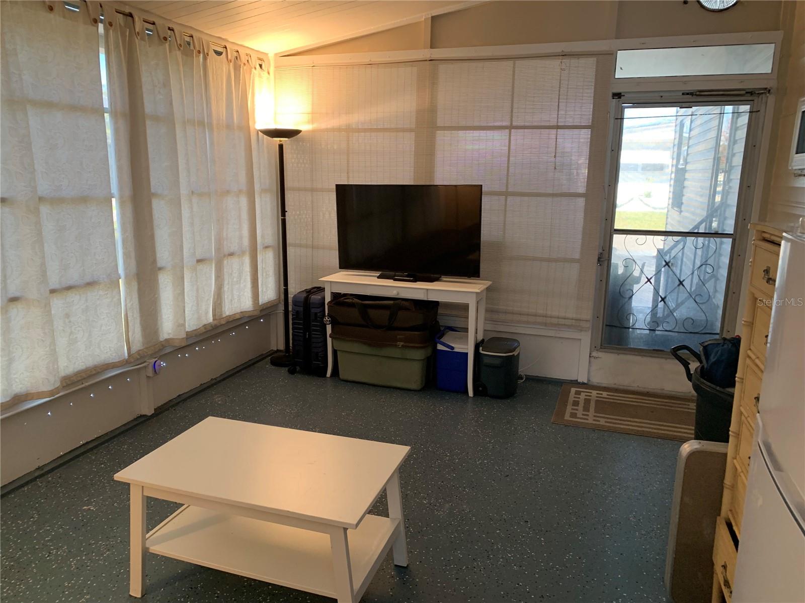 FAIR LANE ACRES THIRD ADD - Residential