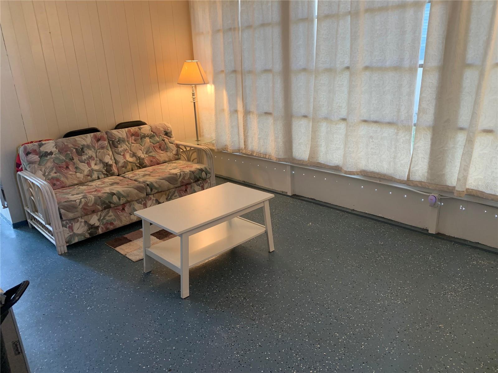 FAIR LANE ACRES THIRD ADD - Residential