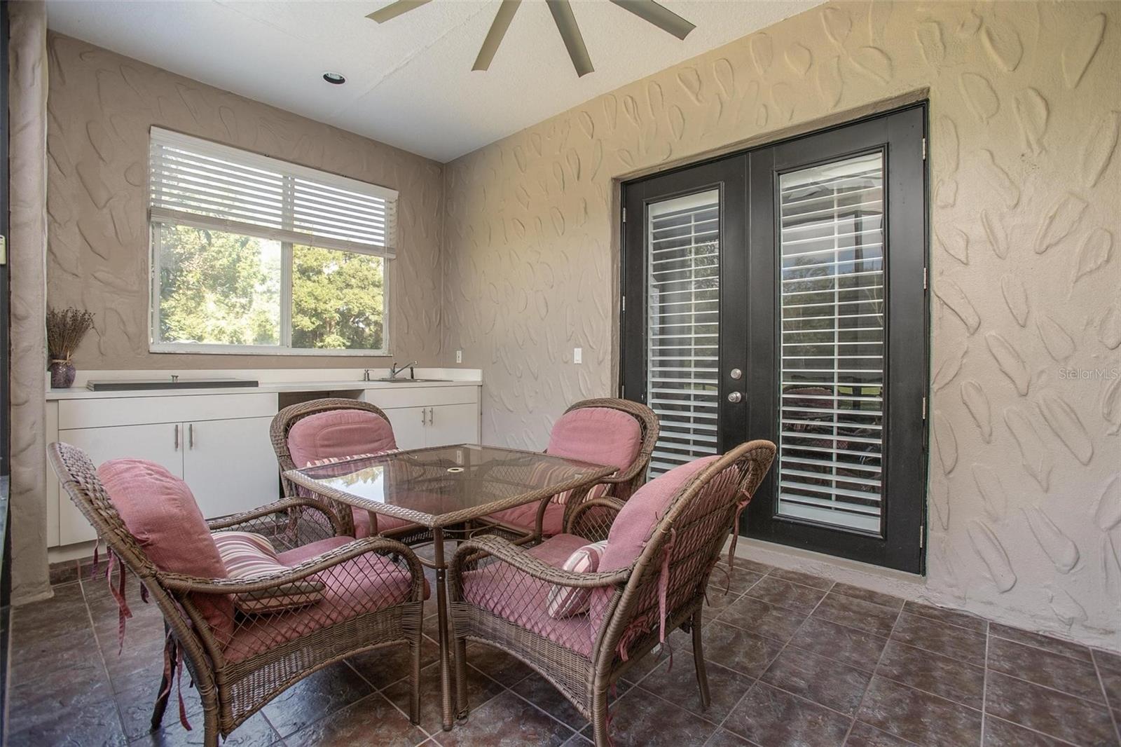 NORRIS DUPONT & GAUDRY GRANT - Residential