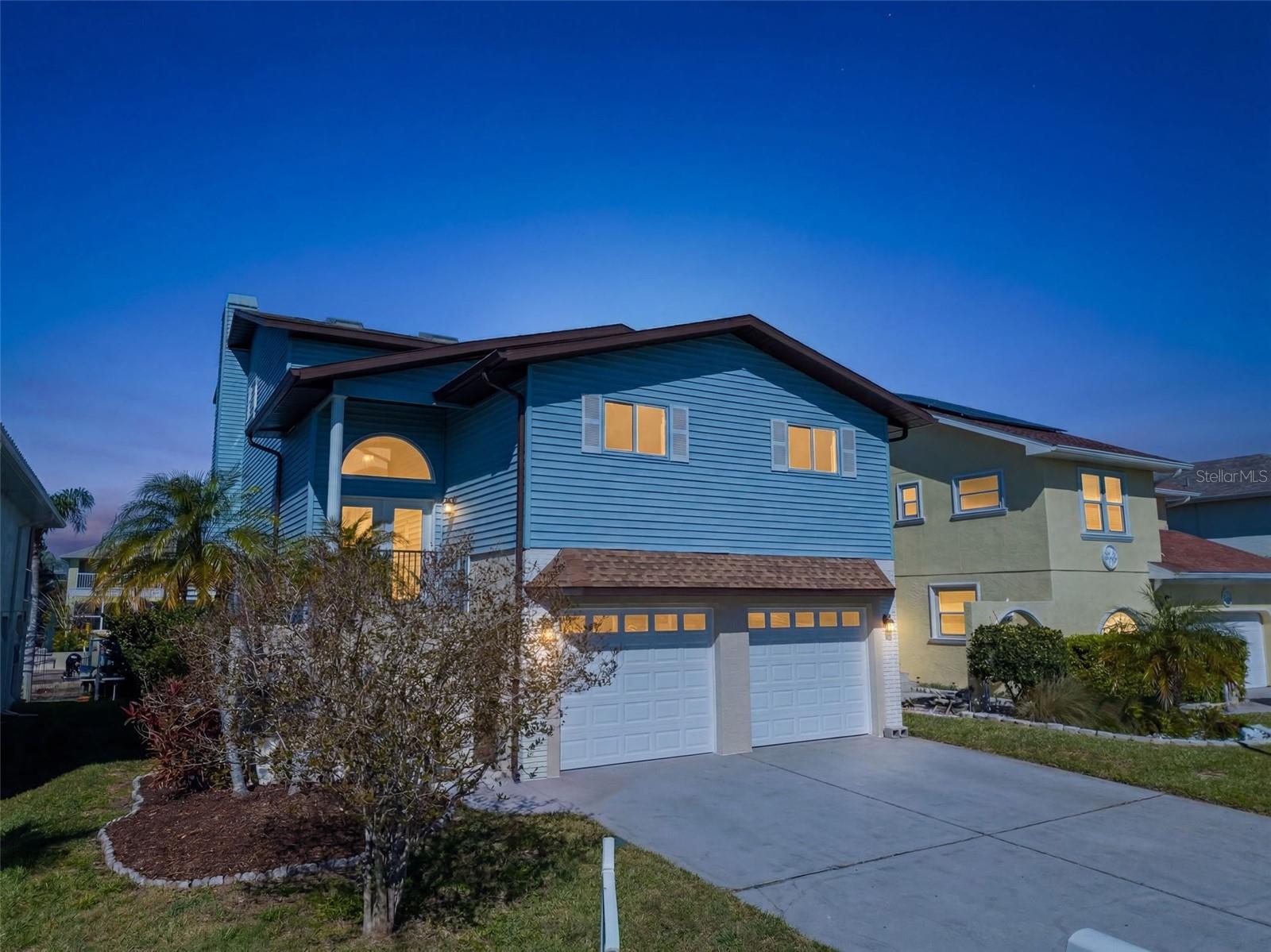 6241 BAYSIDE DRIVE