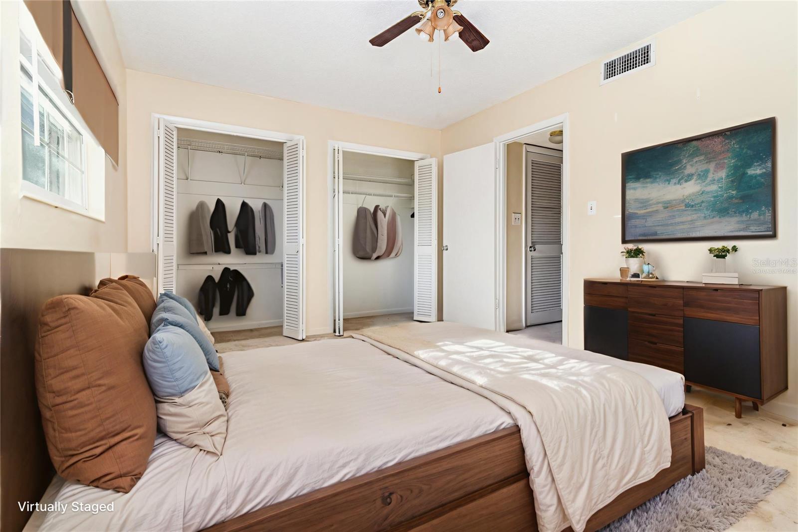 LAKESIDE MANOR APTS CONDO - Residential