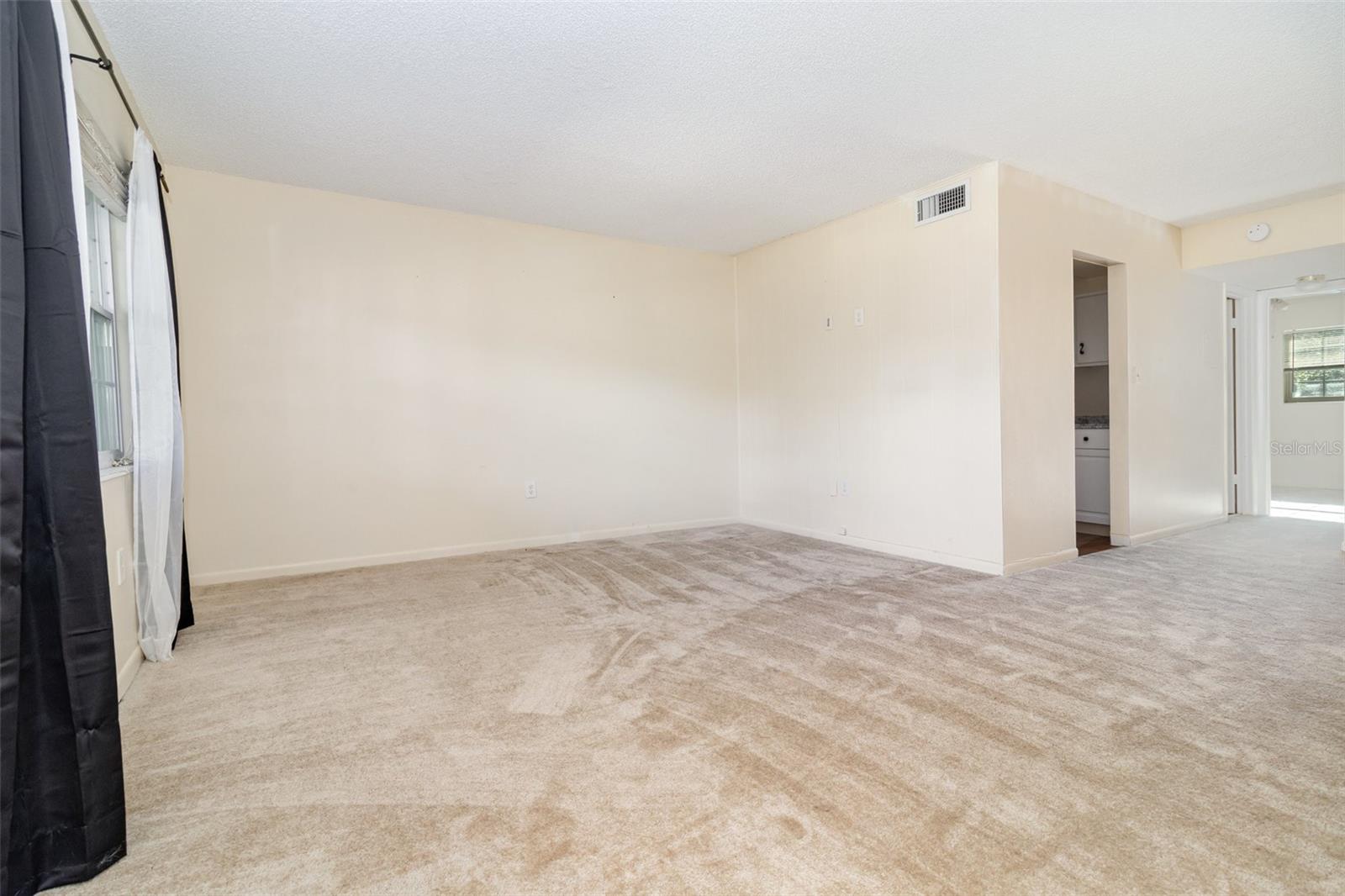 LAKESIDE MANOR APTS CONDO - Residential