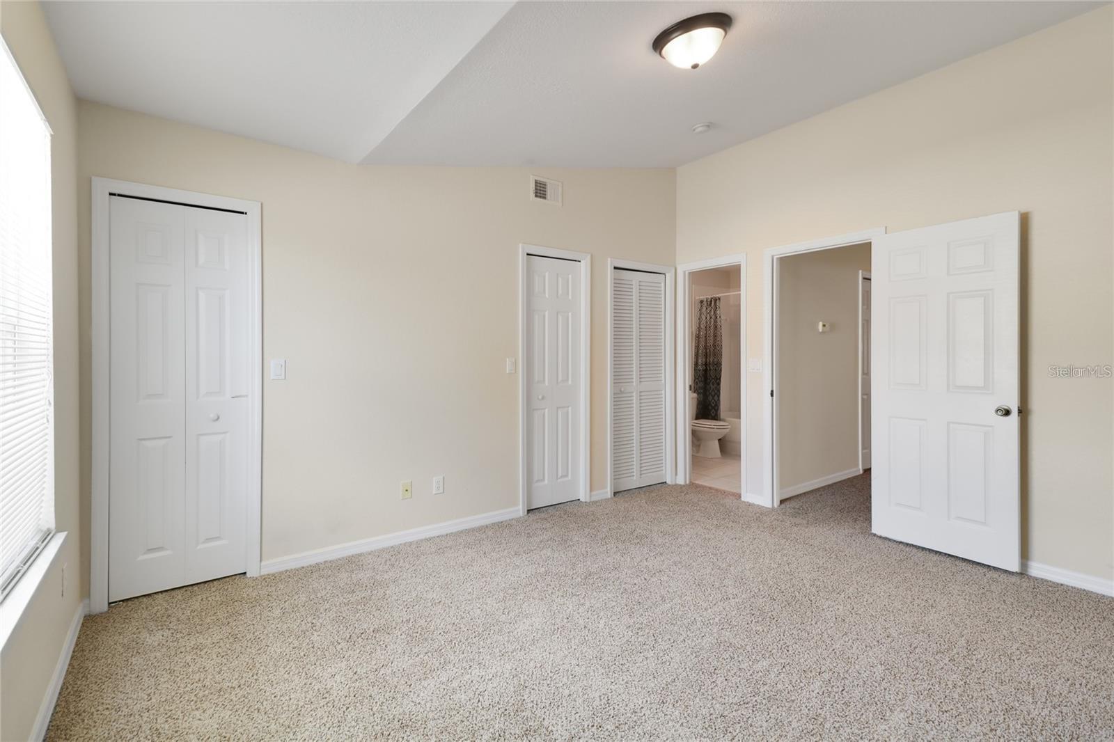 MANHATTAN-HUMPHREY TWNHMS U - Residential Lease