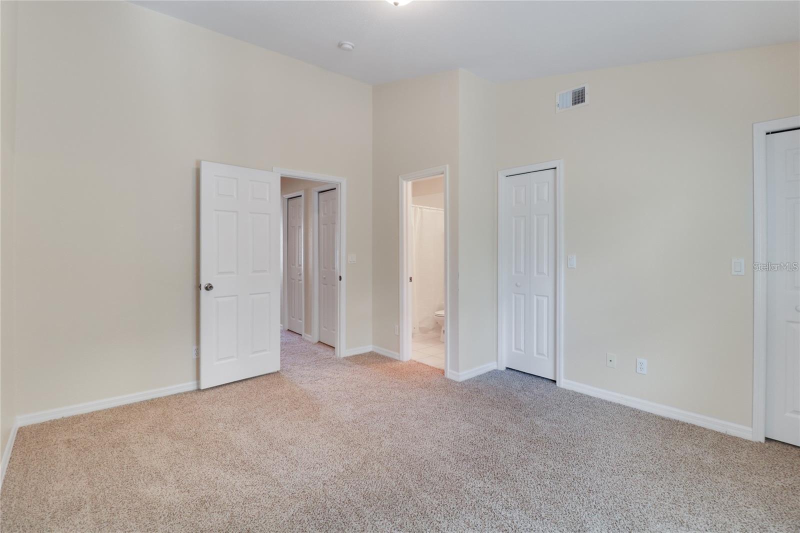 MANHATTAN-HUMPHREY TWNHMS U - Residential Lease