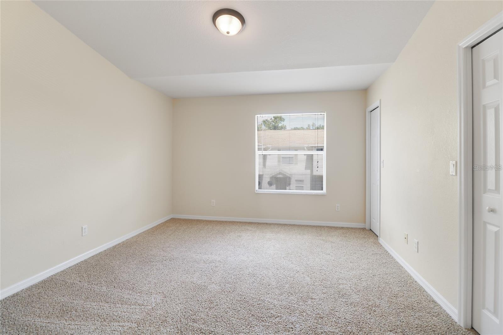 MANHATTAN-HUMPHREY TWNHMS U - Residential Lease