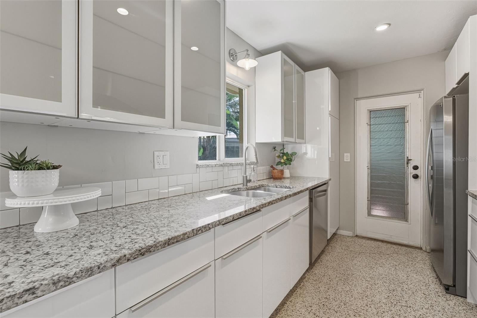 SOUTH GATE - Residential