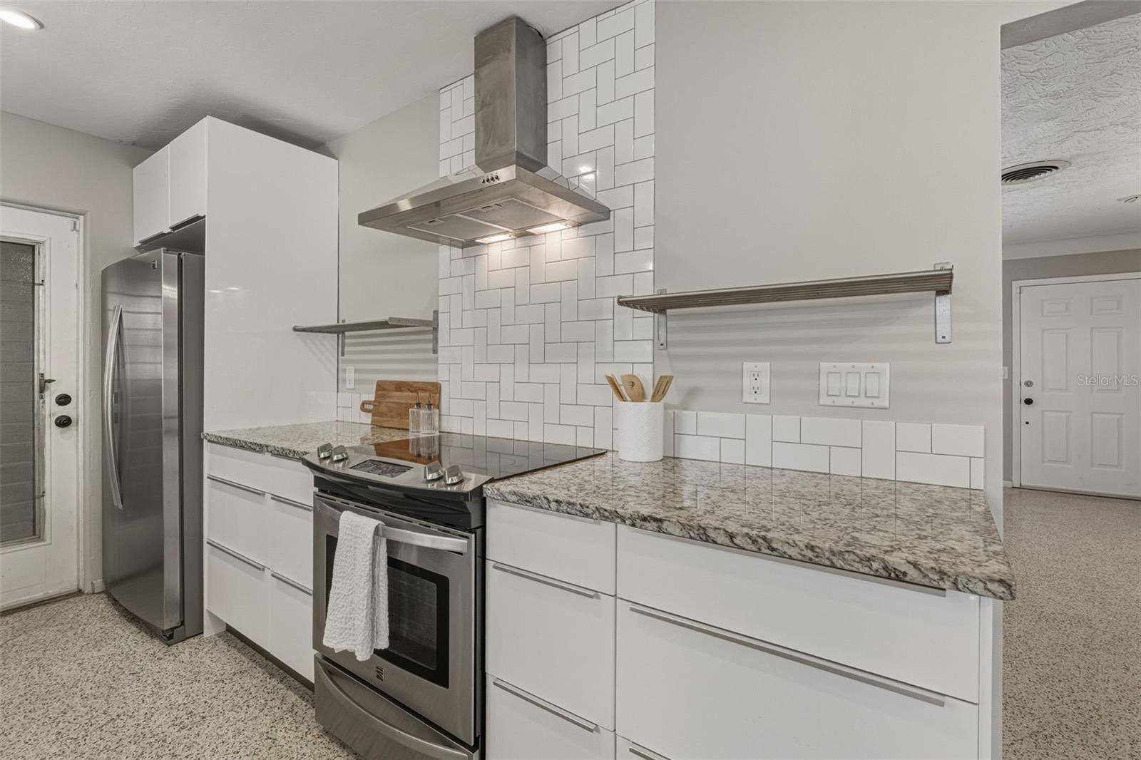 SOUTH GATE - Residential