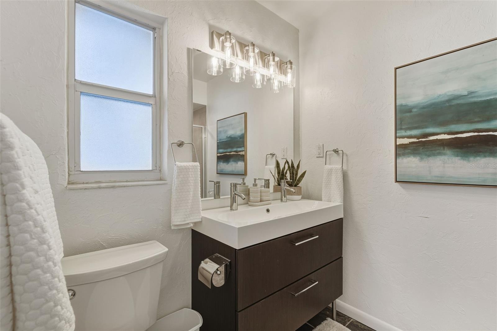 SOUTH GATE - Residential