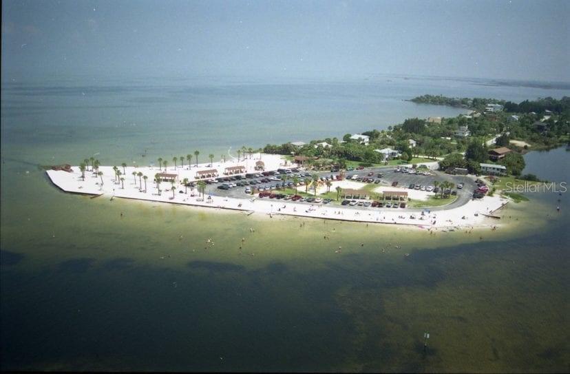 ROYAL HIGHLANDS - Residential