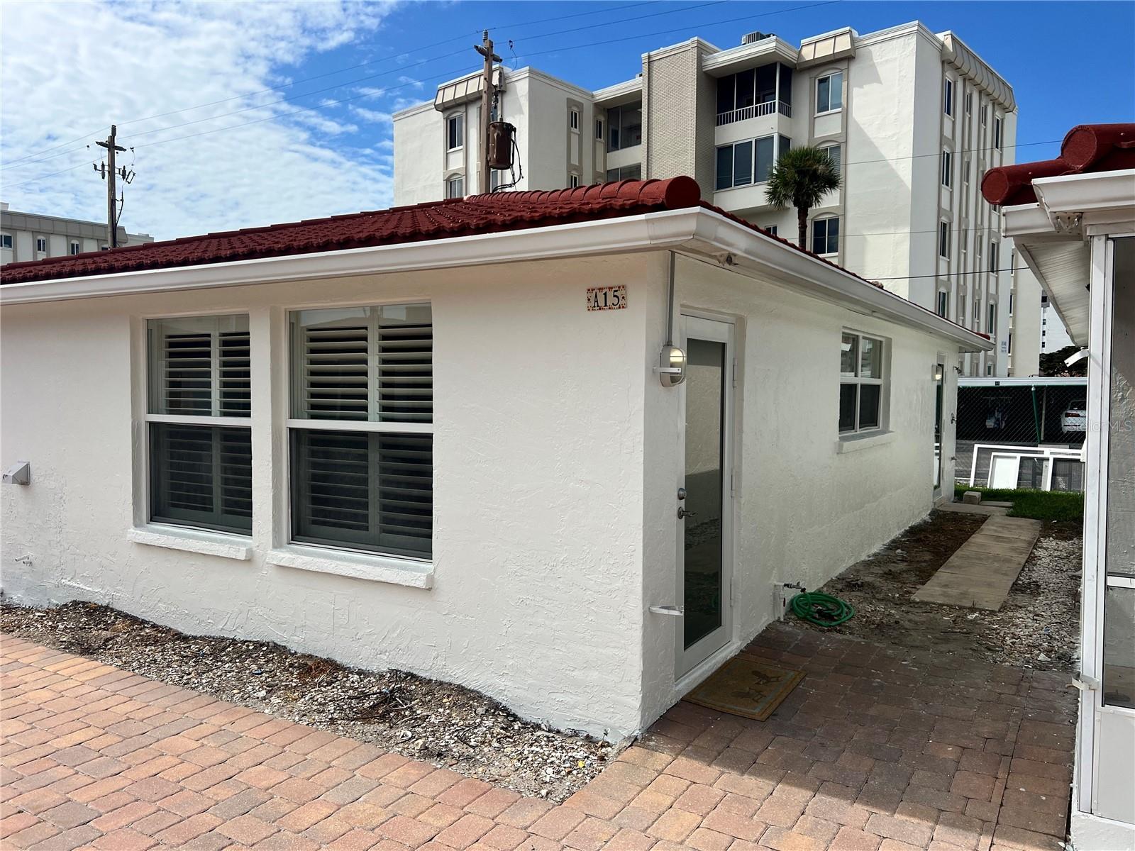 6154 MIDNIGHT PASS ROAD A15