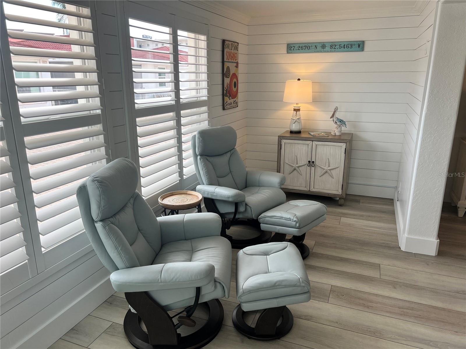 6154 MIDNIGHT PASS ROAD A15