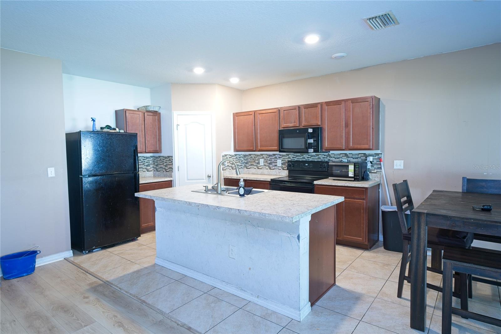 BAYBERRY WOODS SUB - Residential