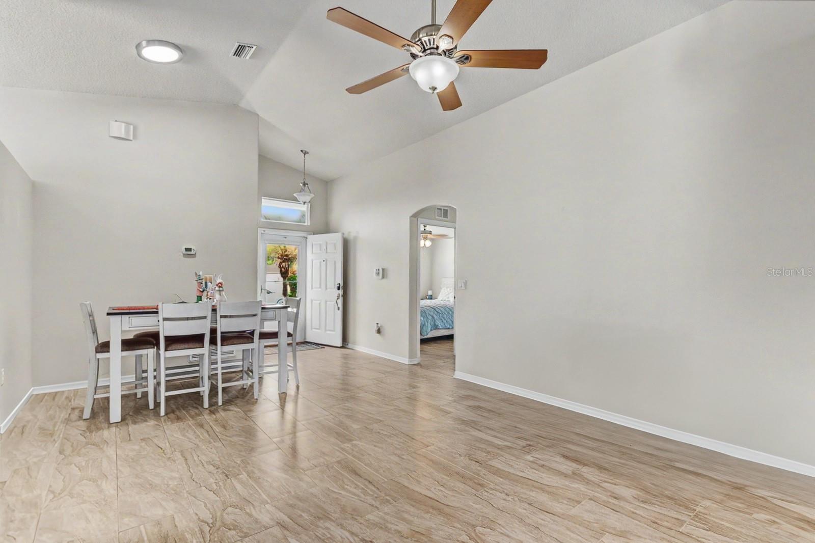 GRAND PRESERVE PH 02 - Residential