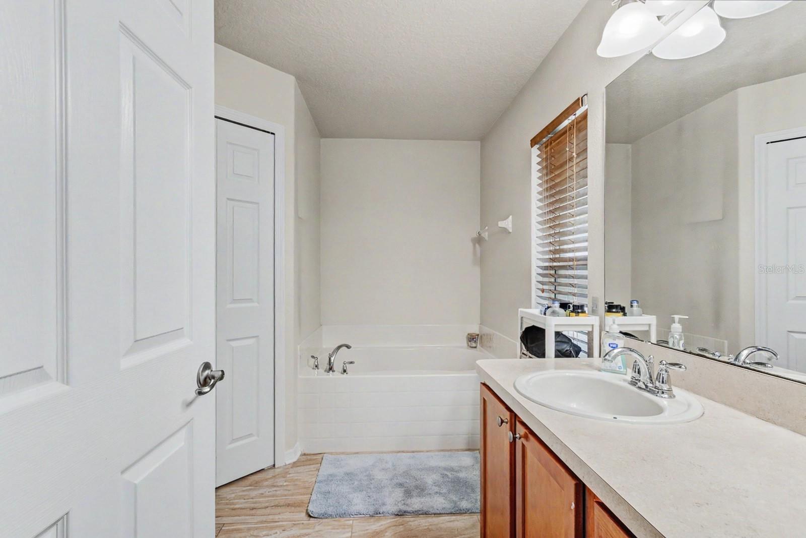 GRAND PRESERVE PH 02 - Residential