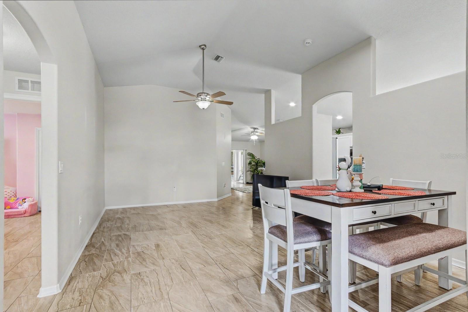 GRAND PRESERVE PH 02 - Residential