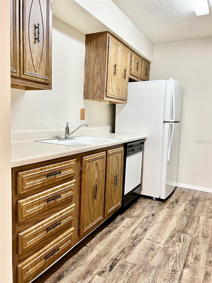 ROYAL ARMS CONDO - Residential