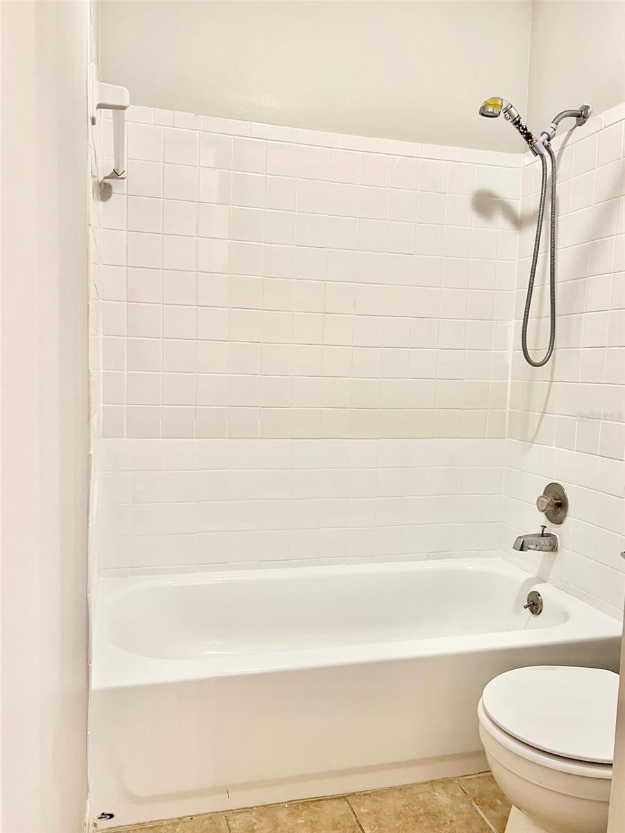 ROYAL ARMS CONDO - Residential