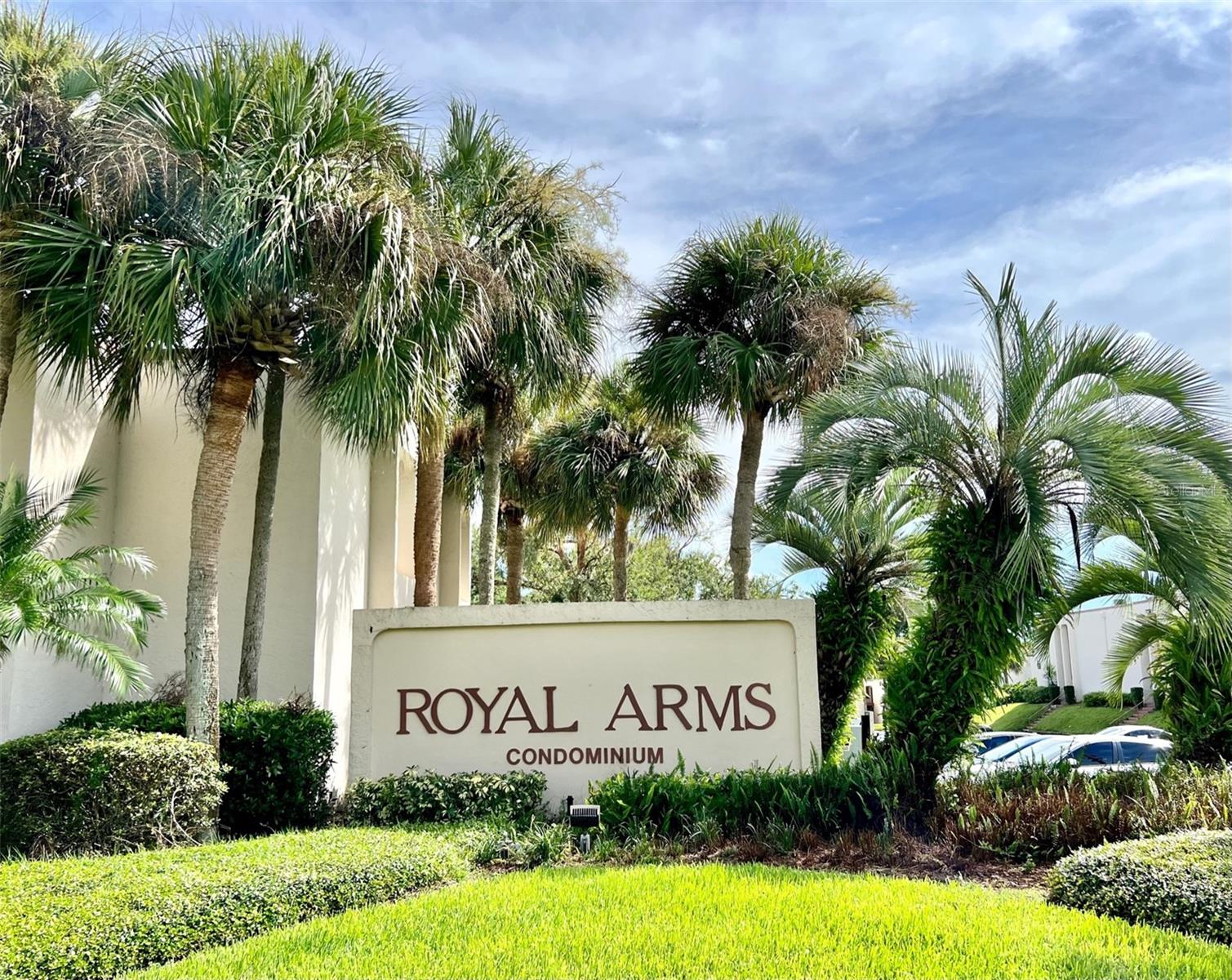 ROYAL ARMS CONDO - Residential