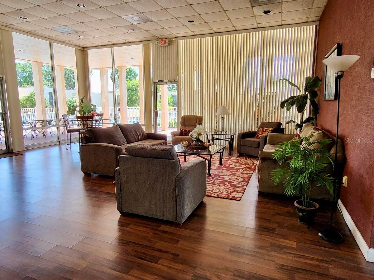 ROYAL ARMS CONDO - Residential