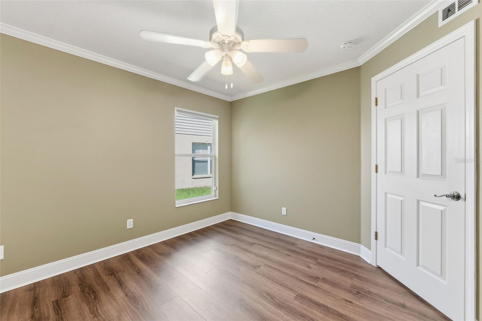 DEER PARK - Residential Lease