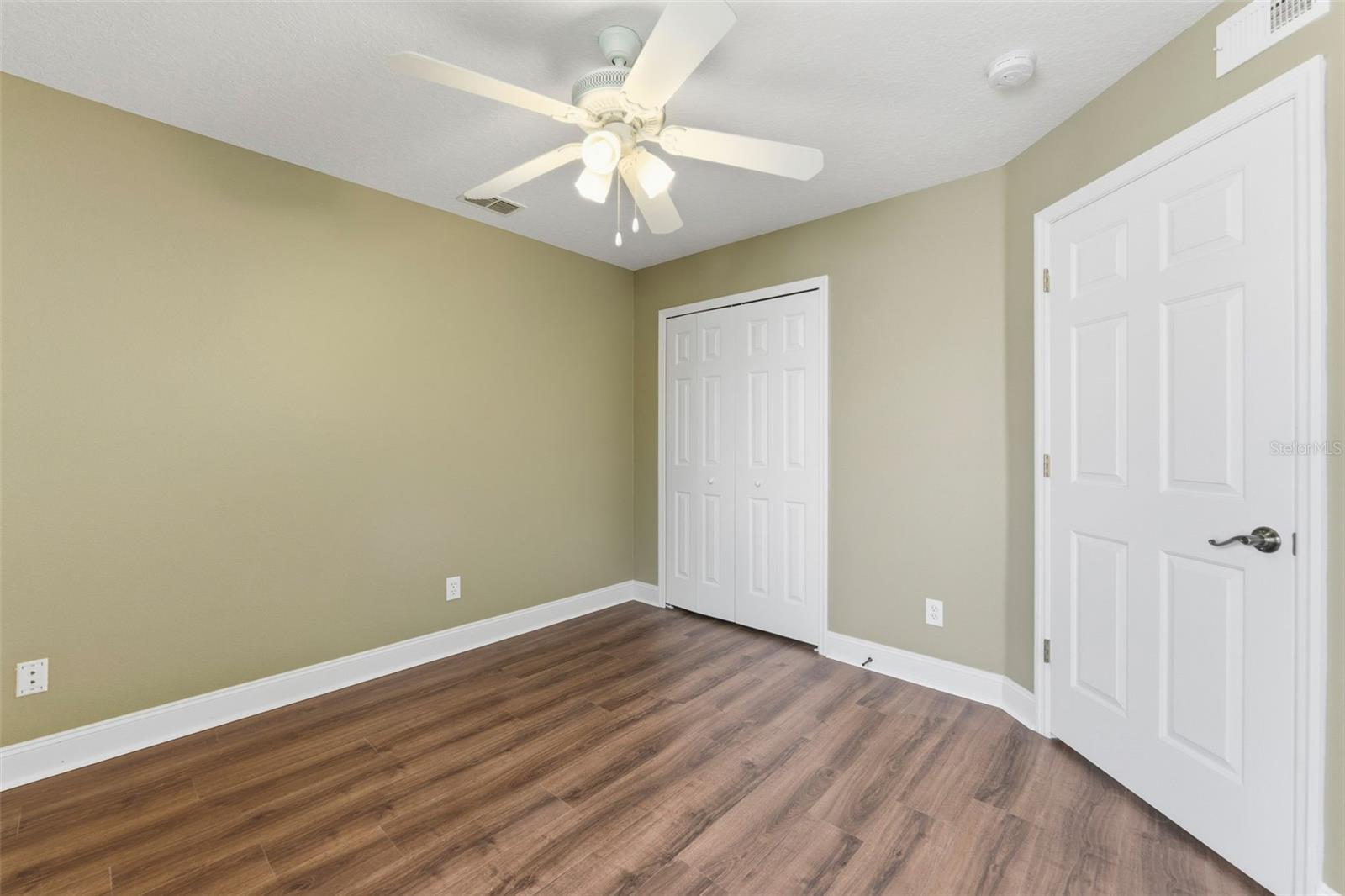 DEER PARK - Residential Lease