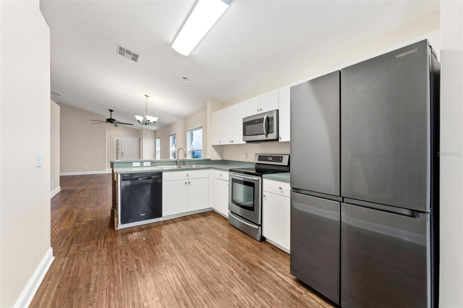 DEER PARK - Residential Lease