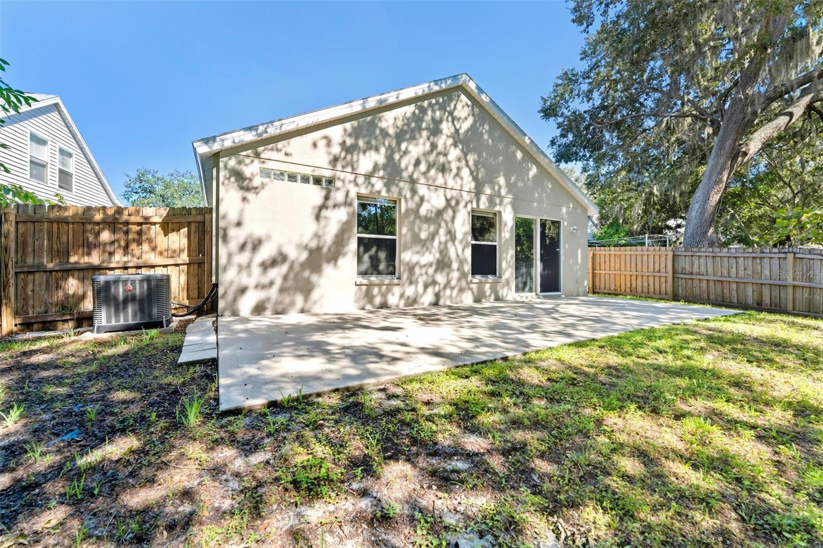 DEER PARK - Residential Lease