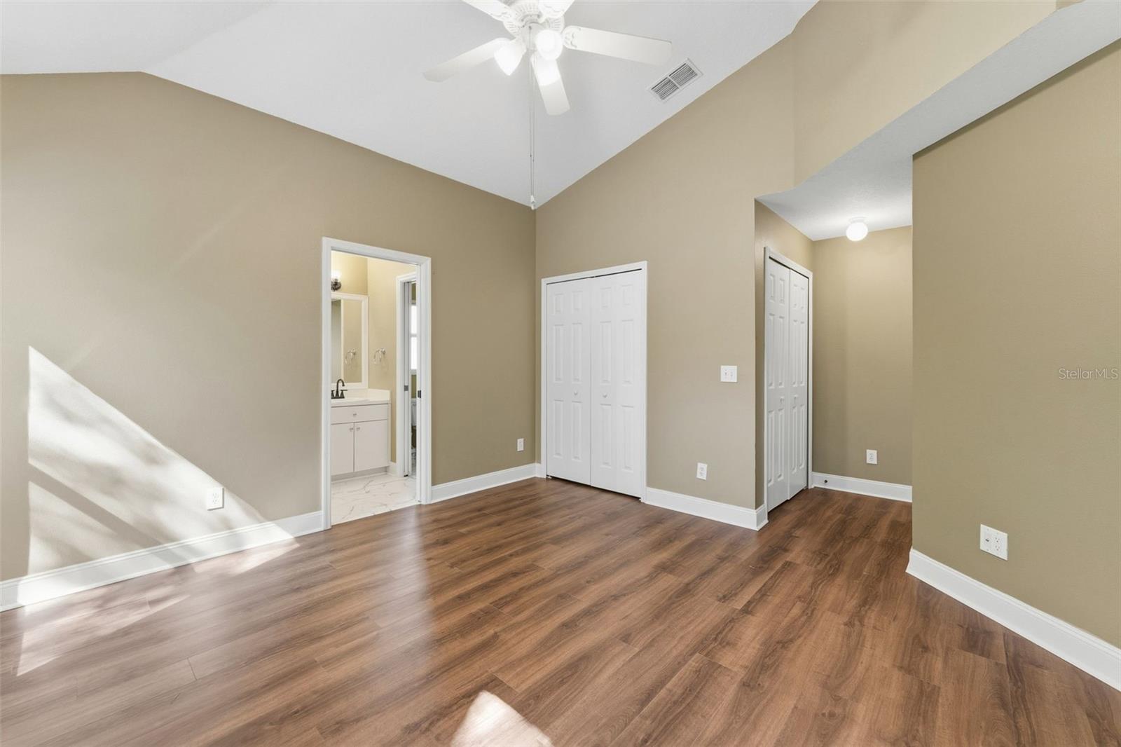 DEER PARK - Residential Lease