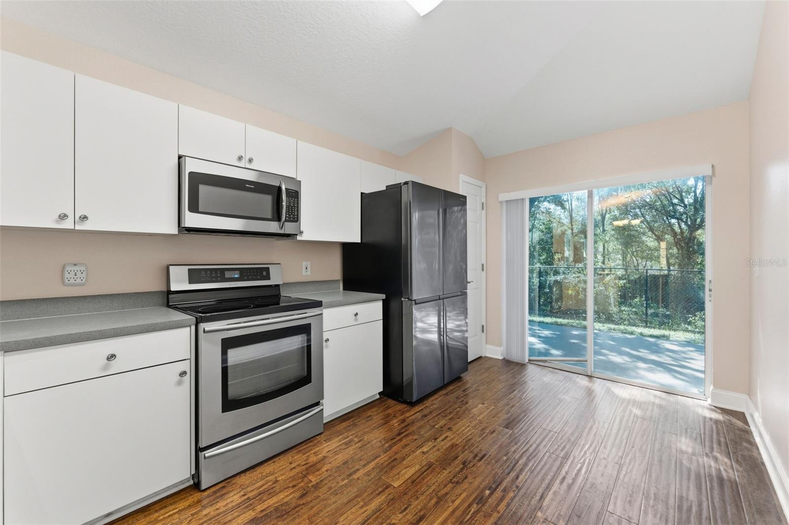 DEER PARK - Residential Lease