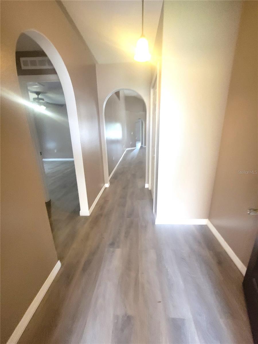 210 FAIRFIELD DR DRIVE