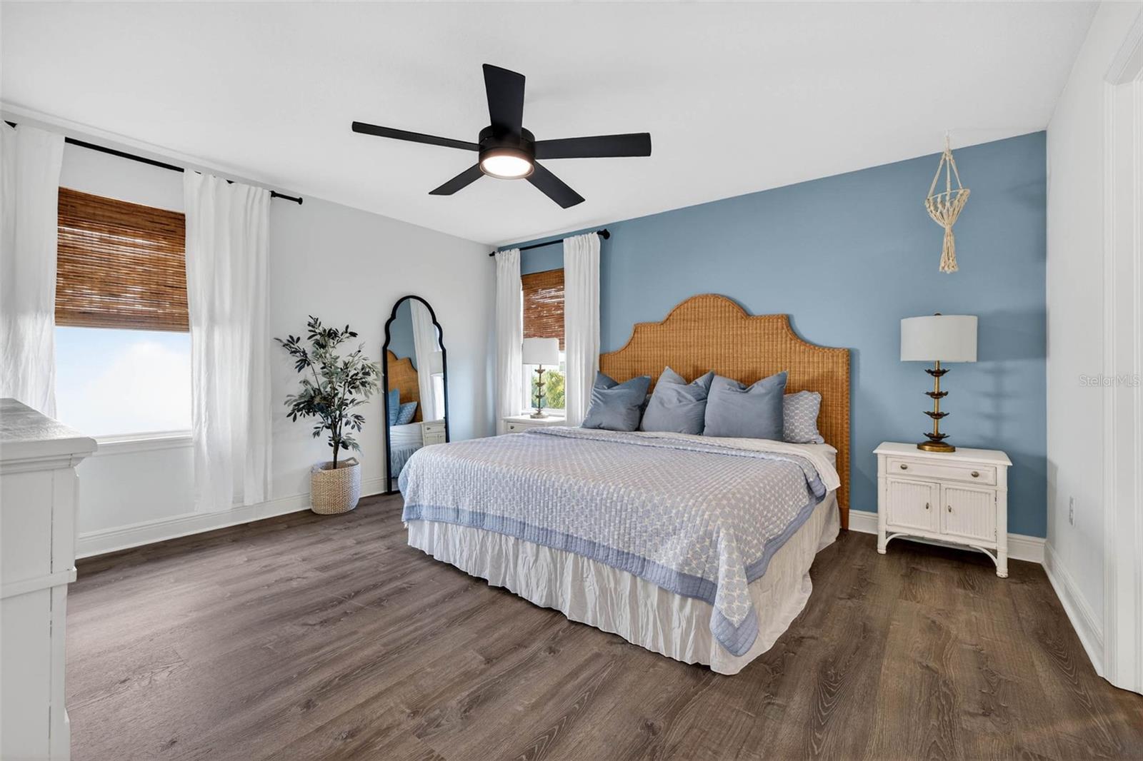 SEMINOLE GROVES - Residential