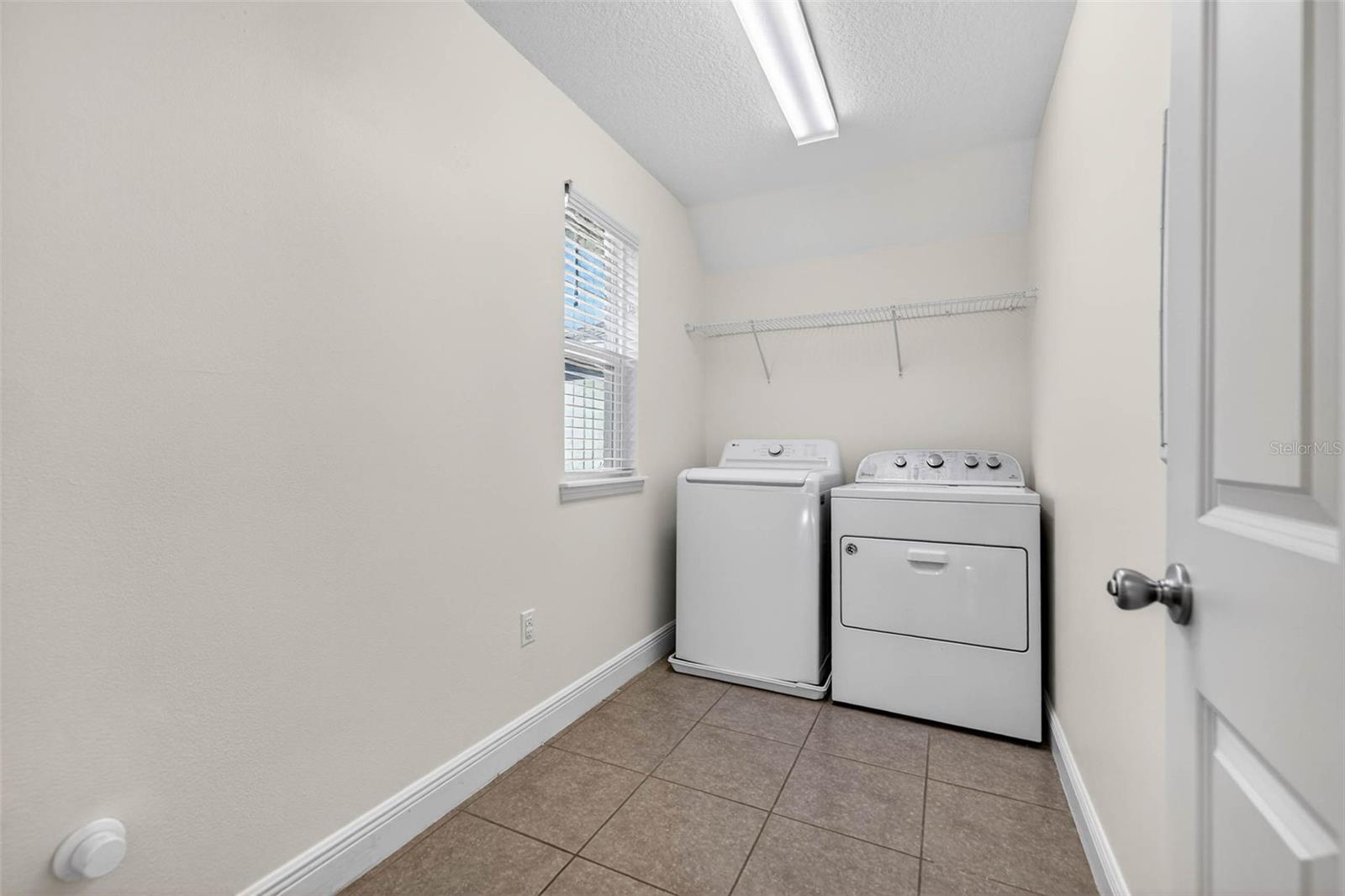 SEMINOLE GROVES - Residential