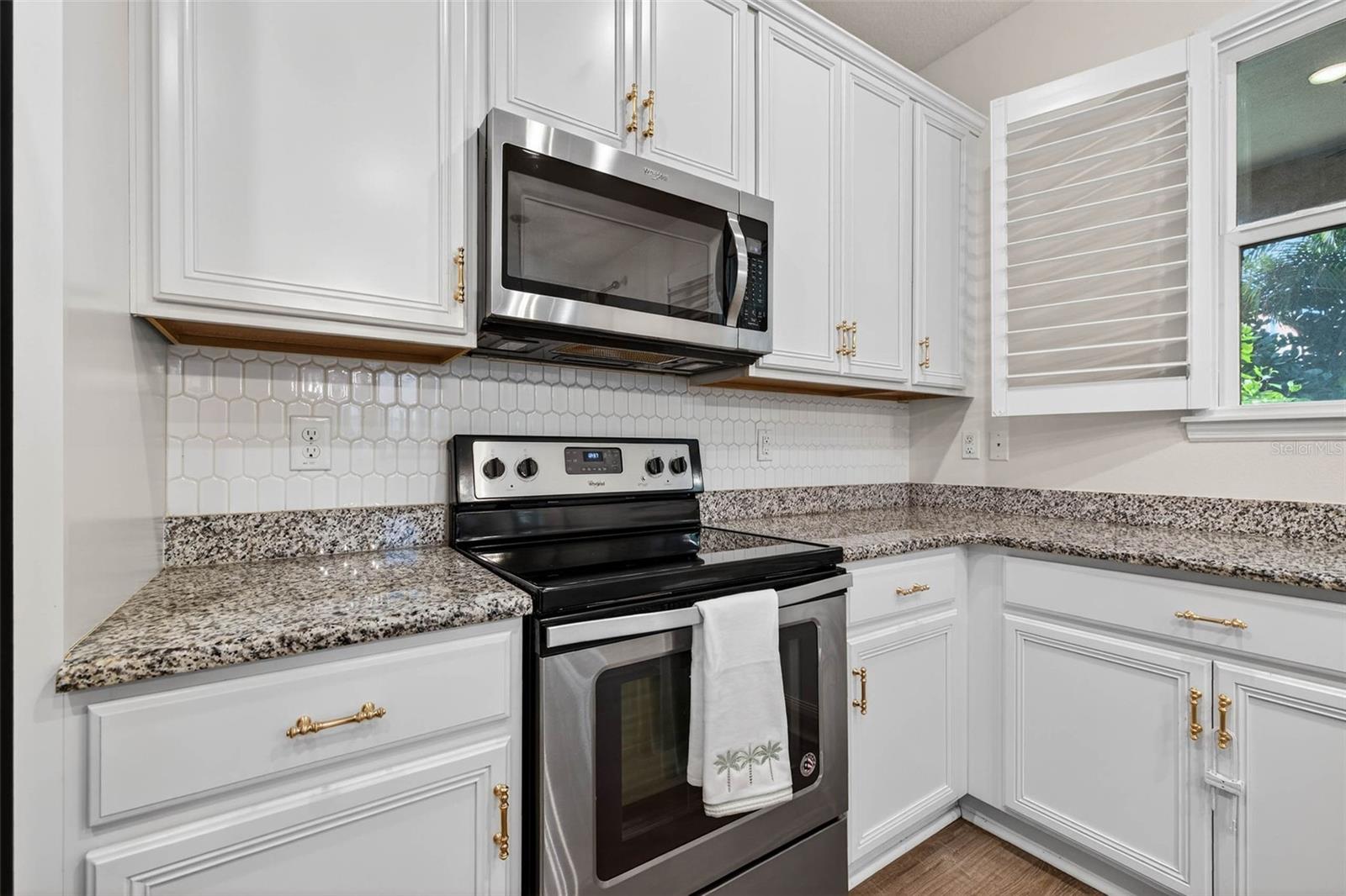 SEMINOLE GROVES - Residential