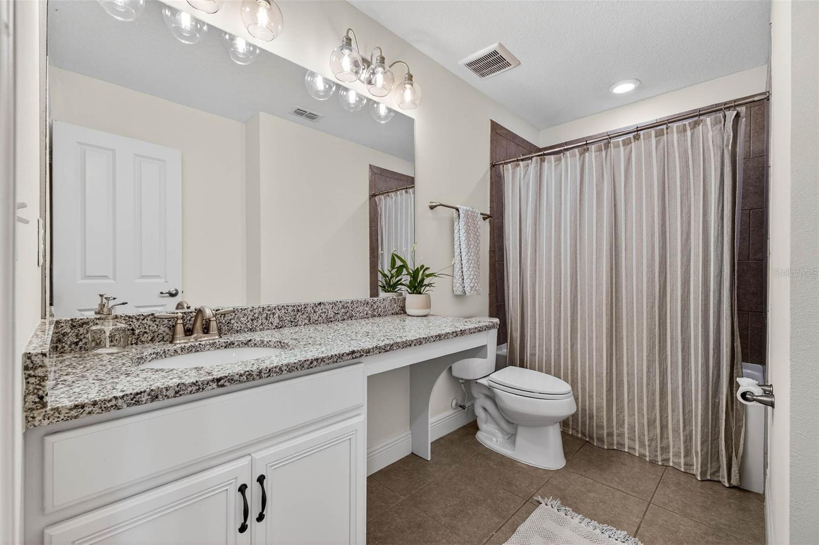 SEMINOLE GROVES - Residential