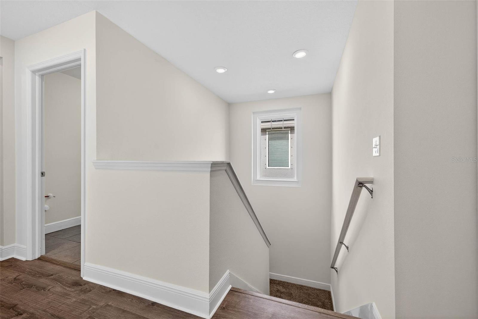 SEMINOLE GROVES - Residential